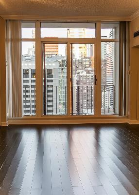 200 N Dearborn Street 2703