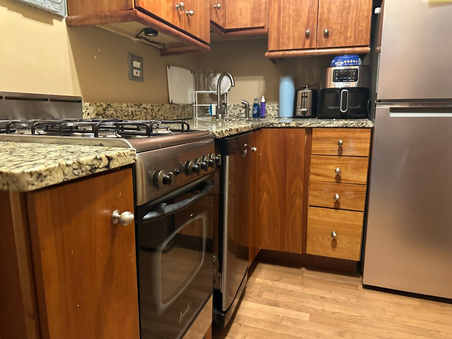 6101 N SHERIDAN Road 14G