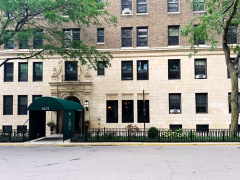 Tiny photo for 6101 N SHERIDAN Road #14G, Chicago, IL 60660 (MLS # 12720541)