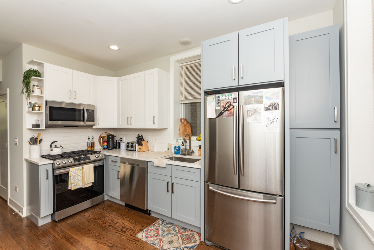 2145 W Webster Avenue 2