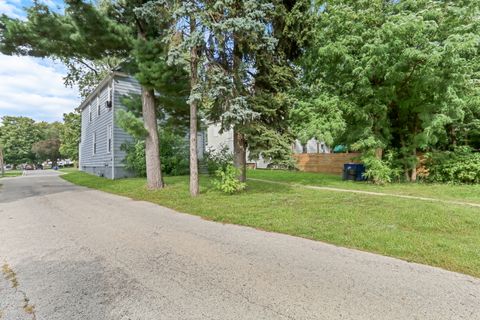 Tiny photo for 725 18th Street, North Chicago, IL 60064 (MLS # 12465114)