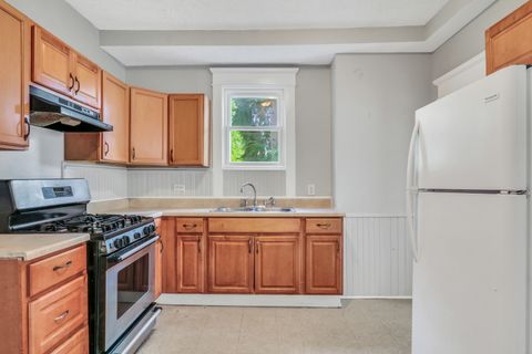 Tiny photo for 725 18th Street, North Chicago, IL 60064 (MLS # 12465114)