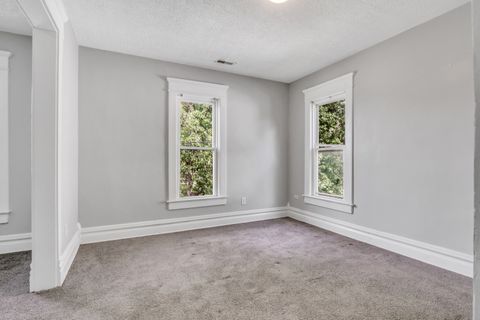 Tiny photo for 725 18th Street, North Chicago, IL 60064 (MLS # 12465114)