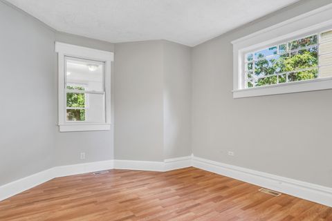 Tiny photo for 725 18th Street, North Chicago, IL 60064 (MLS # 12465114)