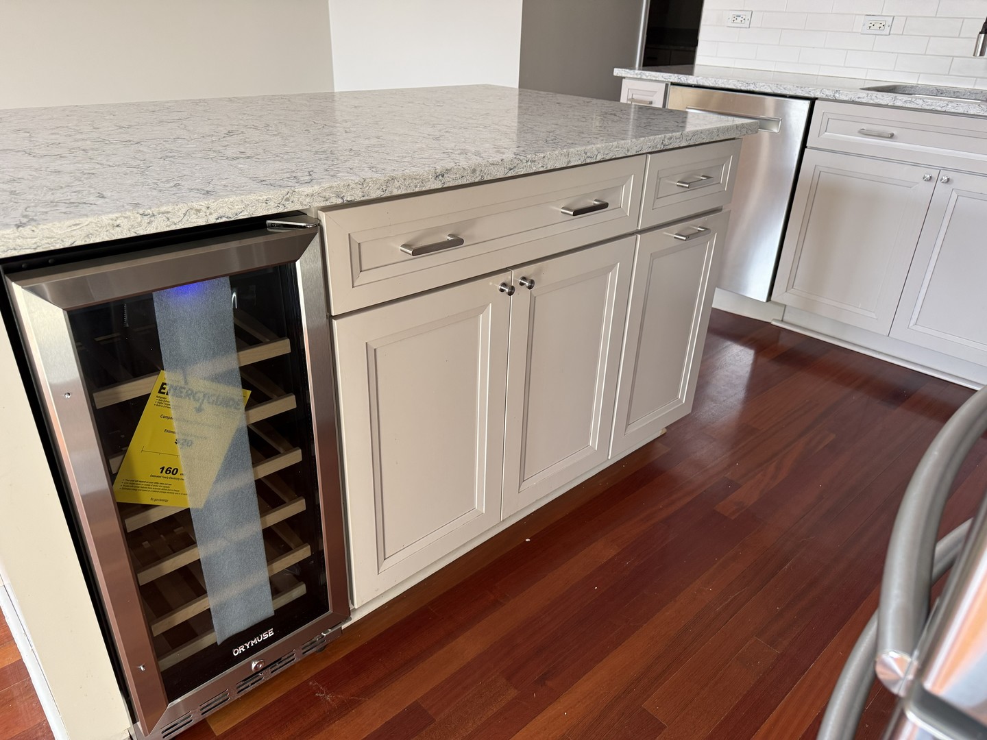 1301 W Madison Street 213