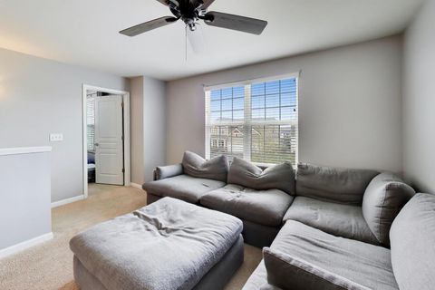 Tiny photo for 735 Glenwood Drive, South Elgin, IL 60177 (MLS # 12627864)