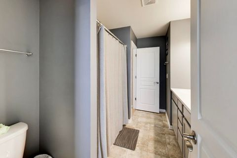 Tiny photo for 735 Glenwood Drive, South Elgin, IL 60177 (MLS # 12627864)