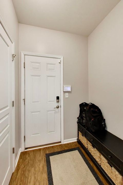 Tiny photo for 735 Glenwood Drive, South Elgin, IL 60177 (MLS # 12627864)