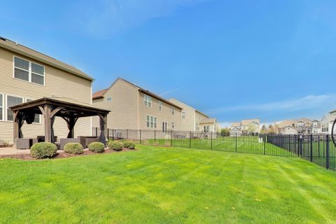 Tiny photo for 735 Glenwood Drive, South Elgin, IL 60177 (MLS # 12627864)