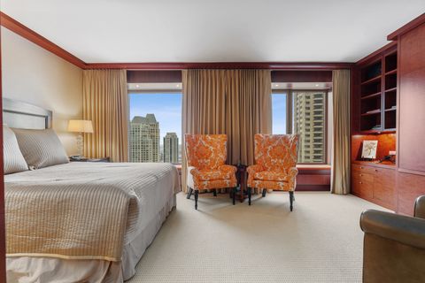 Tiny photo for 161 E CHICAGO Avenue #33DE, Chicago, IL 60611 (MLS # 12604760)