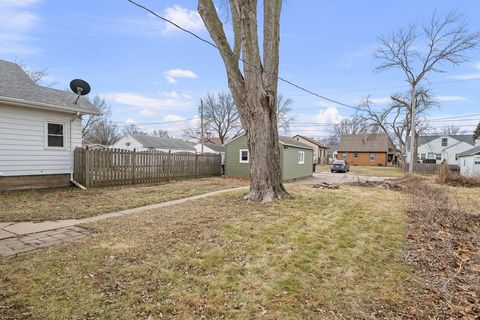 Tiny photo for 2036 46th Street, Rock Island, IL 61201 (MLS # 12547551)