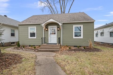 Photo of 2036 46th Street, Rock Island, IL 61201 (MLS # 12547551)