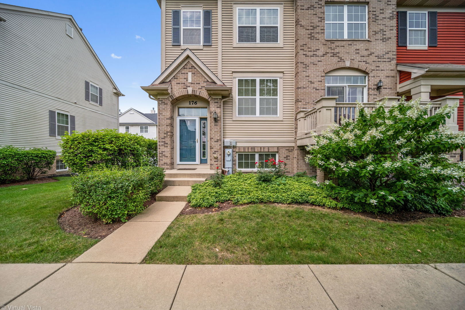 View Carol Stream, IL 60188 townhome