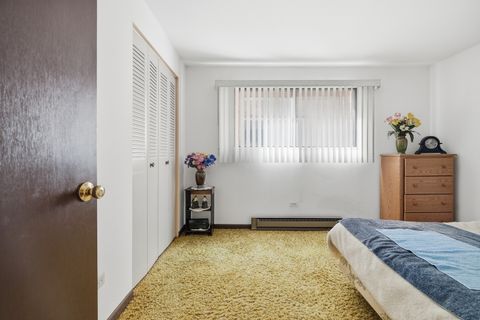 Tiny photo for 6728 W 64TH Place #2A, Chicago, IL 60638 (MLS # 12590045)