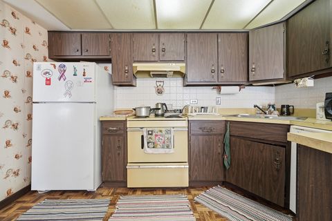Tiny photo for 6728 W 64TH Place #2A, Chicago, IL 60638 (MLS # 12590045)