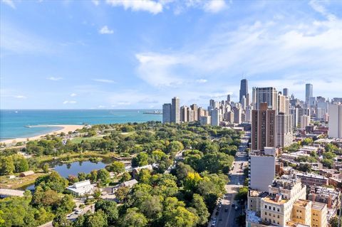 Tiny photo for 2020 N LINCOLN PARK WEST Park #30F, Chicago, IL 60614 (MLS # 12481467)