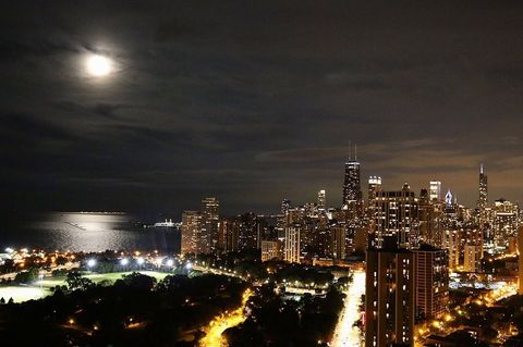 Tiny photo for 2020 N LINCOLN PARK WEST Park #30F, Chicago, IL 60614 (MLS # 12481467)