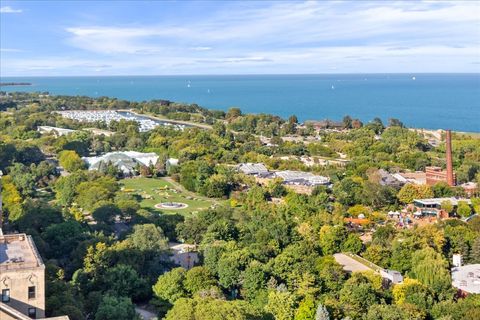 Tiny photo for 2020 N LINCOLN PARK WEST Park #30F, Chicago, IL 60614 (MLS # 12481467)