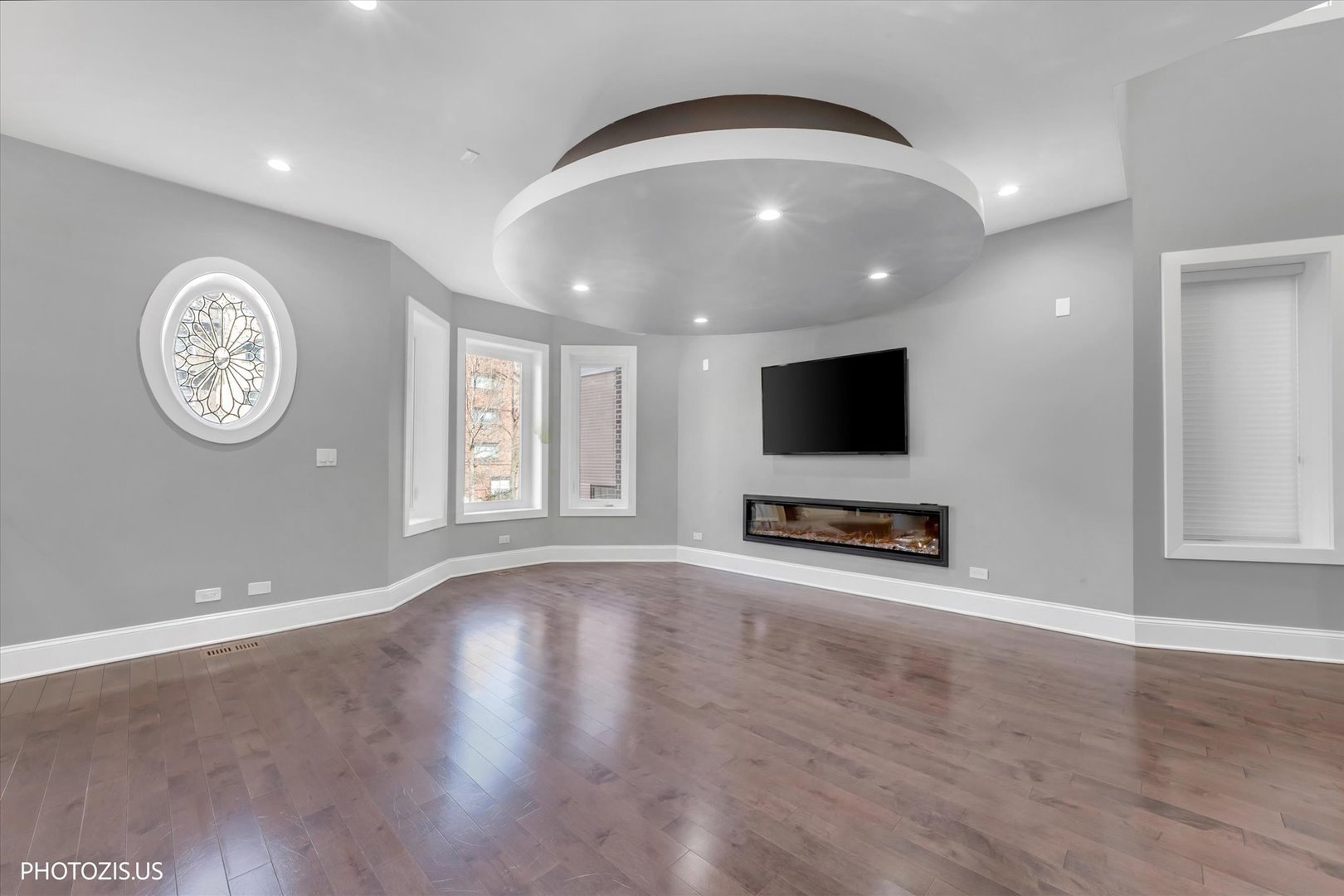 461 W Melrose Street