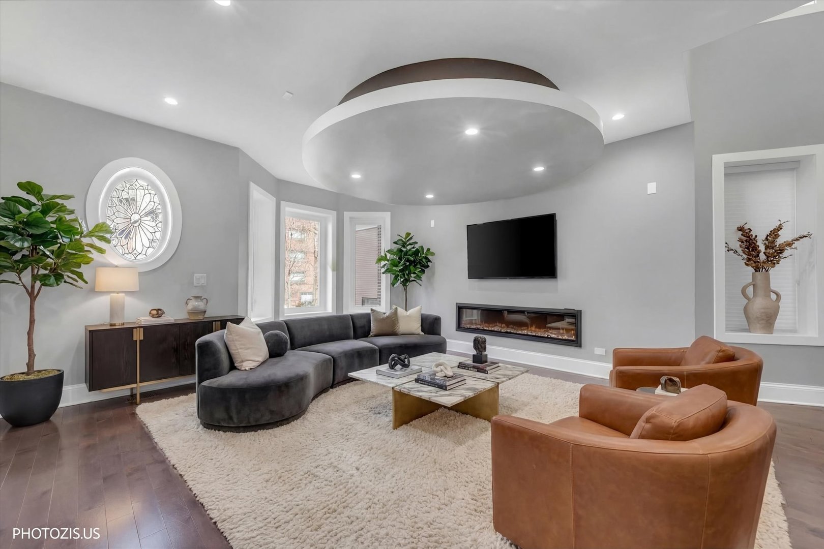 461 W Melrose Street