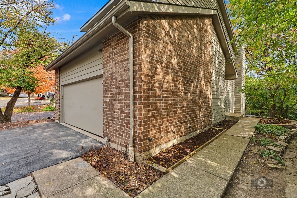 37 Brook Lane