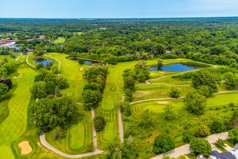 Tiny photo for 209 Rivershire Lane #402, Lincolnshire, IL 60069 (MLS # 12490082)