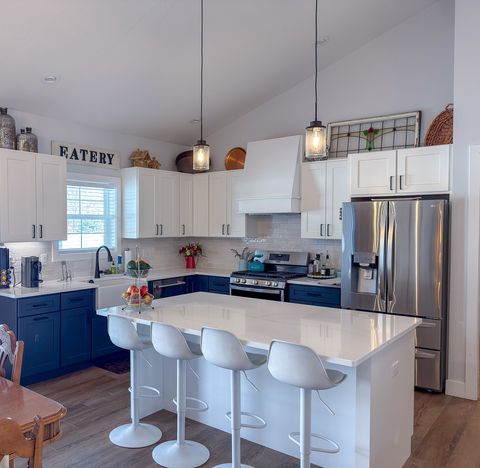 Tiny photo for 1717 S Stone Creek Boulevard, Urbana, IL 61802 (MLS # 12520736)