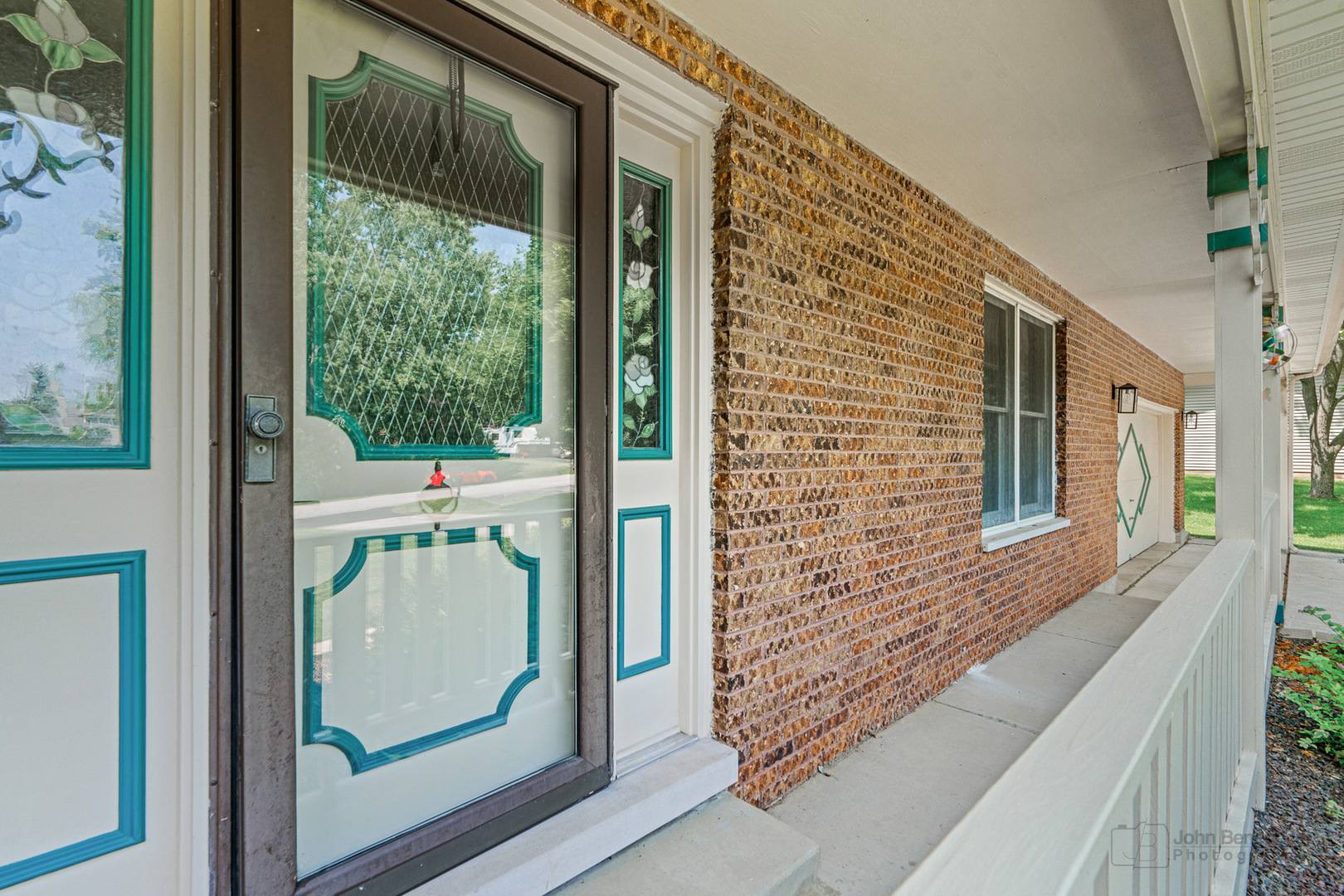 35W225 Crescent Drive
