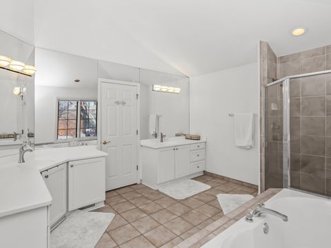 Tiny photo for 2008 Jordan Terrace, Buffalo Grove, IL 60089 (MLS # 12549780)