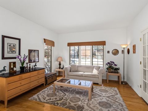 Tiny photo for 2008 Jordan Terrace, Buffalo Grove, IL 60089 (MLS # 12549780)