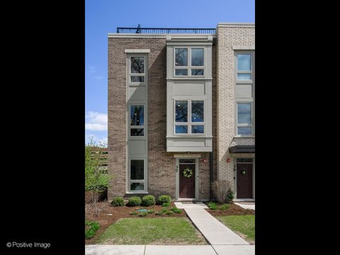Photo of 37 S Chestnut Avenue, Arlington Heights, IL 60005 (MLS # 12620343)