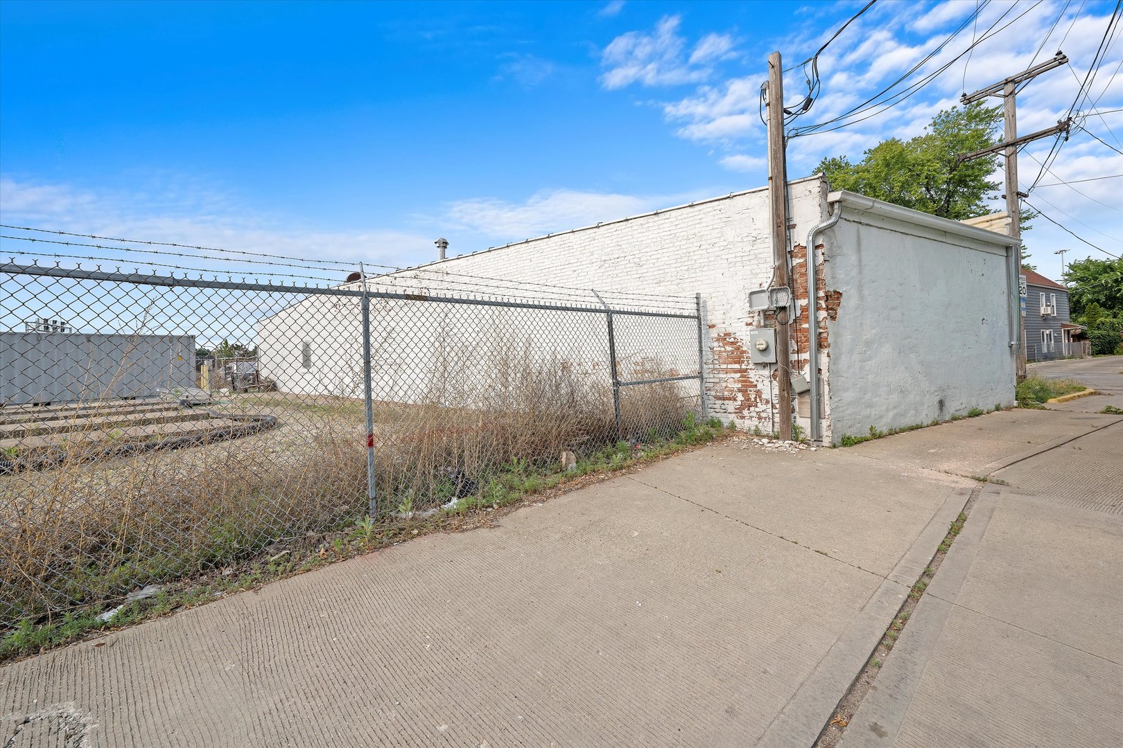 4901 W Ogden Avenue