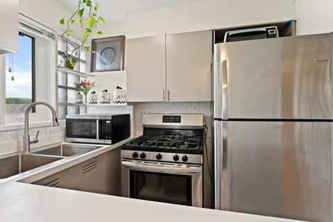 Tiny photo for 7202 Oak Avenue #4NE, River Forest, IL 60305 (MLS # 12471668)