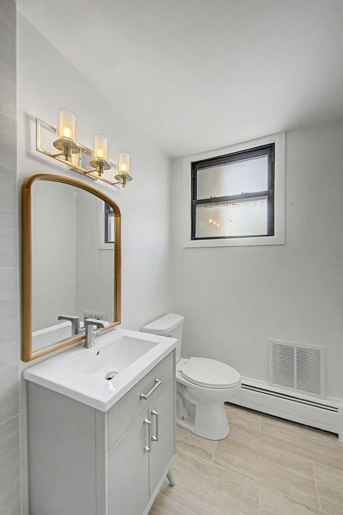 Tiny photo for 5740 N Sheridan Road #17C, Chicago, IL 60660 (MLS # 12715513)