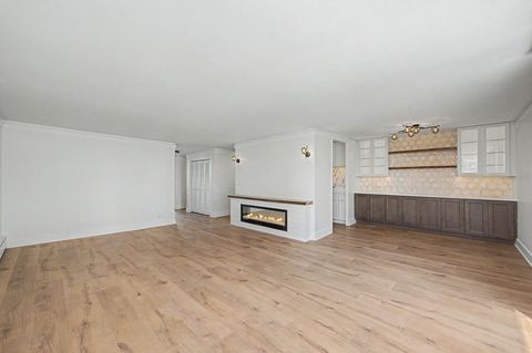 Tiny photo for 5740 N Sheridan Road #17C, Chicago, IL 60660 (MLS # 12715513)