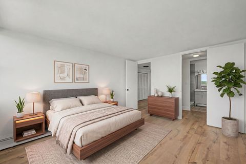 Tiny photo for 5740 N Sheridan Road #17C, Chicago, IL 60660 (MLS # 12715513)