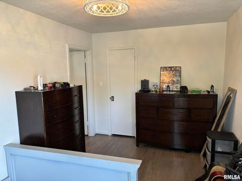 Tiny photo for 122 Paint Creek Lane, Carmi, IL 62821 (MLS # EB458466)