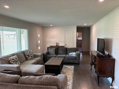 Tiny photo for 122 Paint Creek Lane, Carmi, IL 62821 (MLS # EB458466)