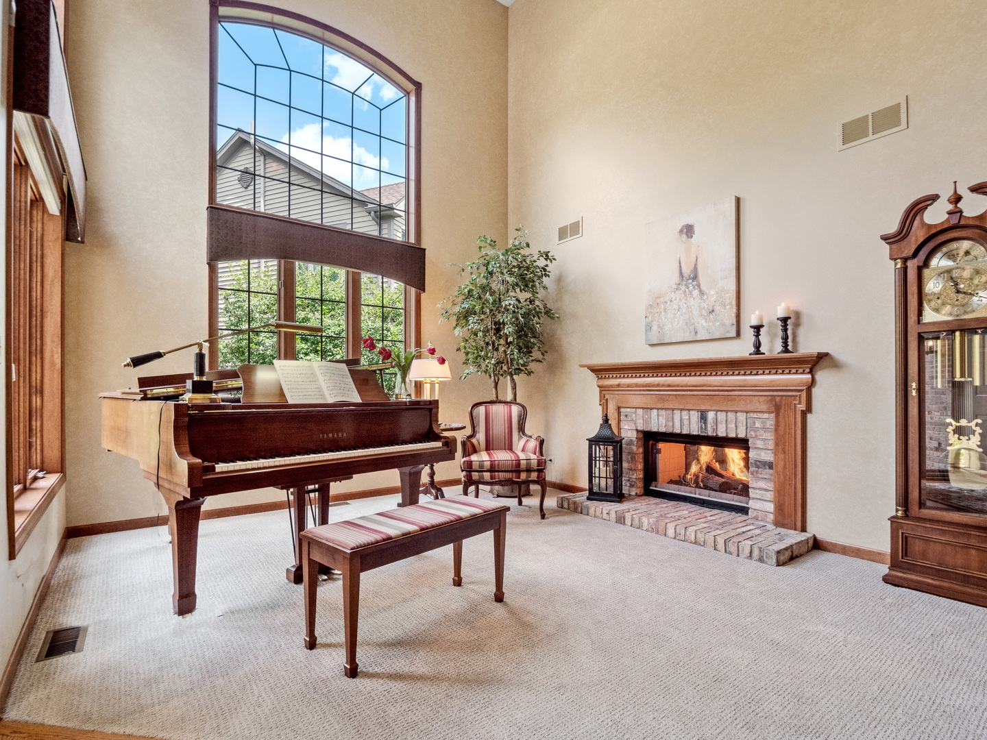 1N639 Augusta Court