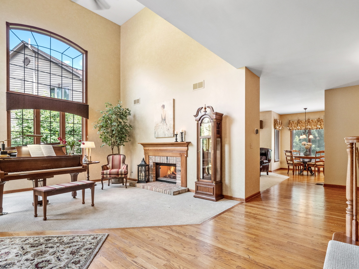 1N639 Augusta Court