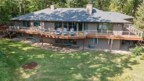 A home in Wauconda