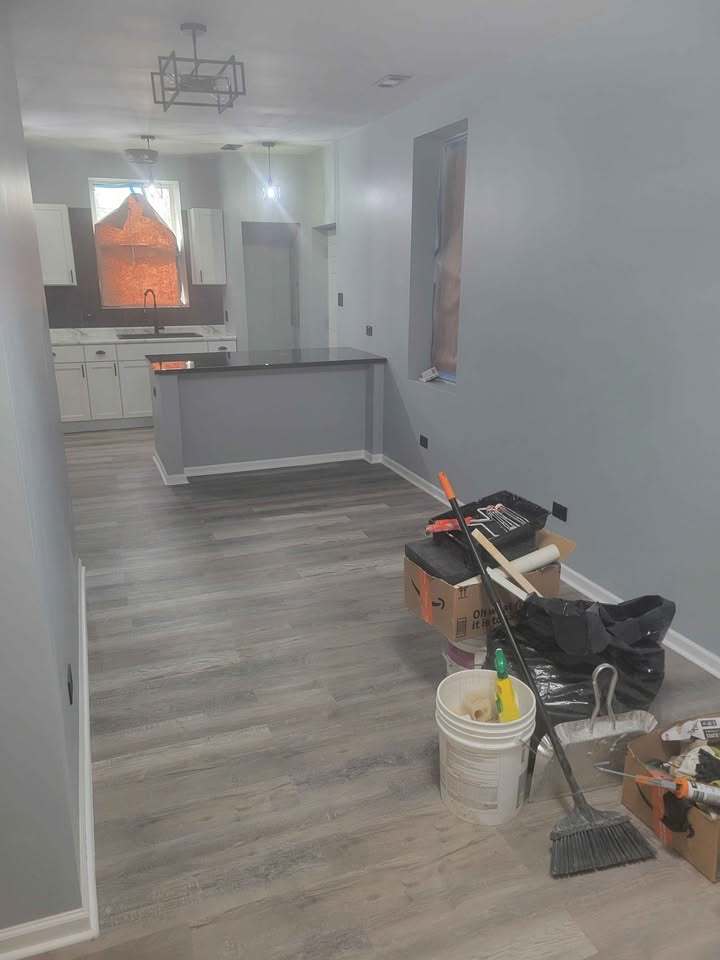 6718 S Saint Lawrence Avenue