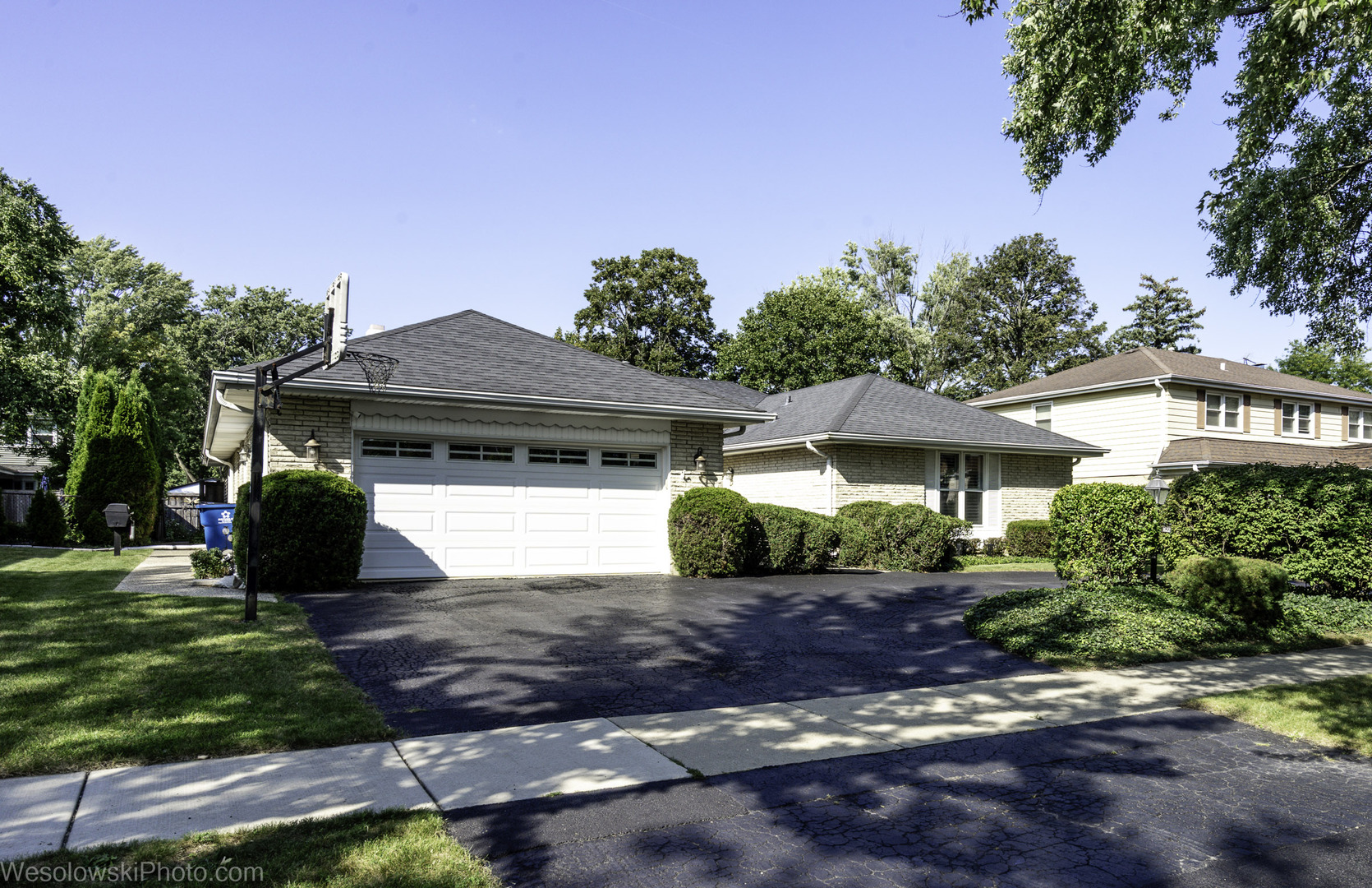 1622 E Greenwood Drive