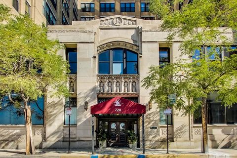 Tiny photo for 728 W JACKSON Boulevard #326, Chicago, IL 60661 (MLS # 12559785)