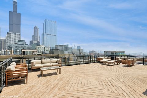 Tiny photo for 728 W JACKSON Boulevard #326, Chicago, IL 60661 (MLS # 12559785)