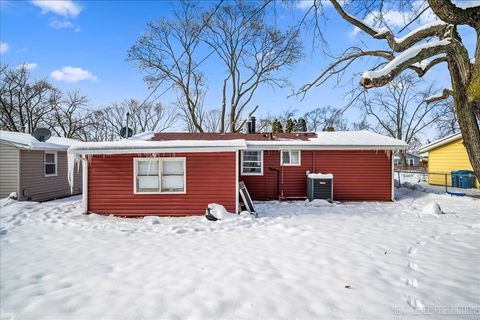 Tiny photo for 1009 Assell Avenue, Aurora, IL 60505 (MLS # 12529370)
