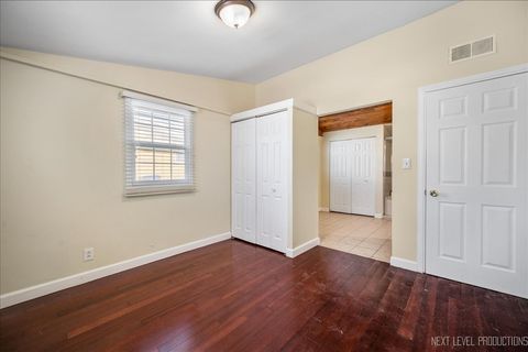 Tiny photo for 1009 Assell Avenue, Aurora, IL 60505 (MLS # 12529370)