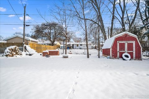 Tiny photo for 1009 Assell Avenue, Aurora, IL 60505 (MLS # 12529370)