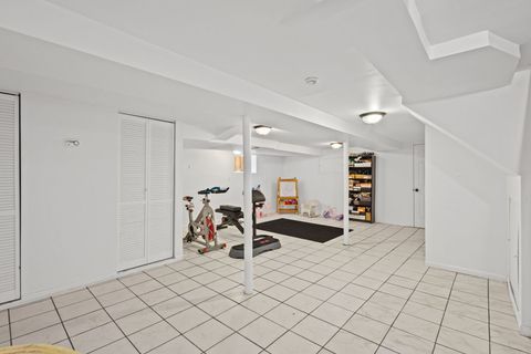 Tiny photo for 2816 Wenonah Avenue, Berwyn, IL 60402 (MLS # 12583380)