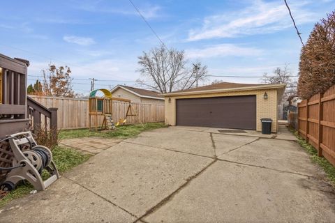 Tiny photo for 2816 Wenonah Avenue, Berwyn, IL 60402 (MLS # 12583380)